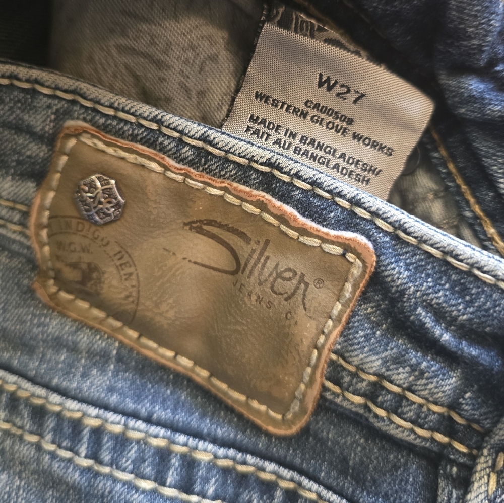Silver Women's Blue Distressed Capri - Picture 5 of 8